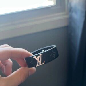 Mens LV slim bracelet